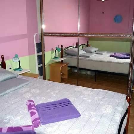 Apartment Sea Joy Studio Warna